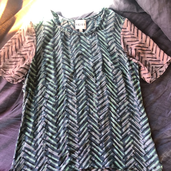 Stunning Reiss Green patterned sheer, short sleeved, silk shirt 2 - Picture 1 of 4
